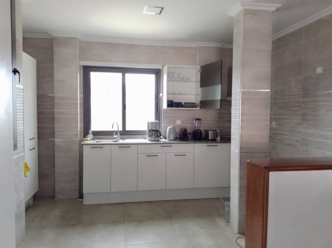 Luxury Suites Chester One Дакар Екстериор снимка