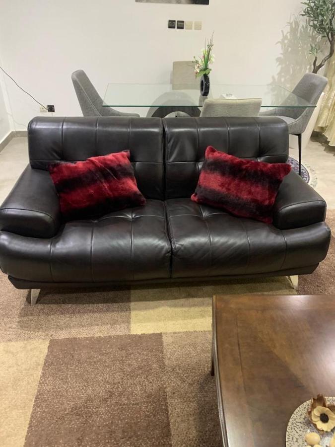 Luxury Suites Chester One Дакар Екстериор снимка