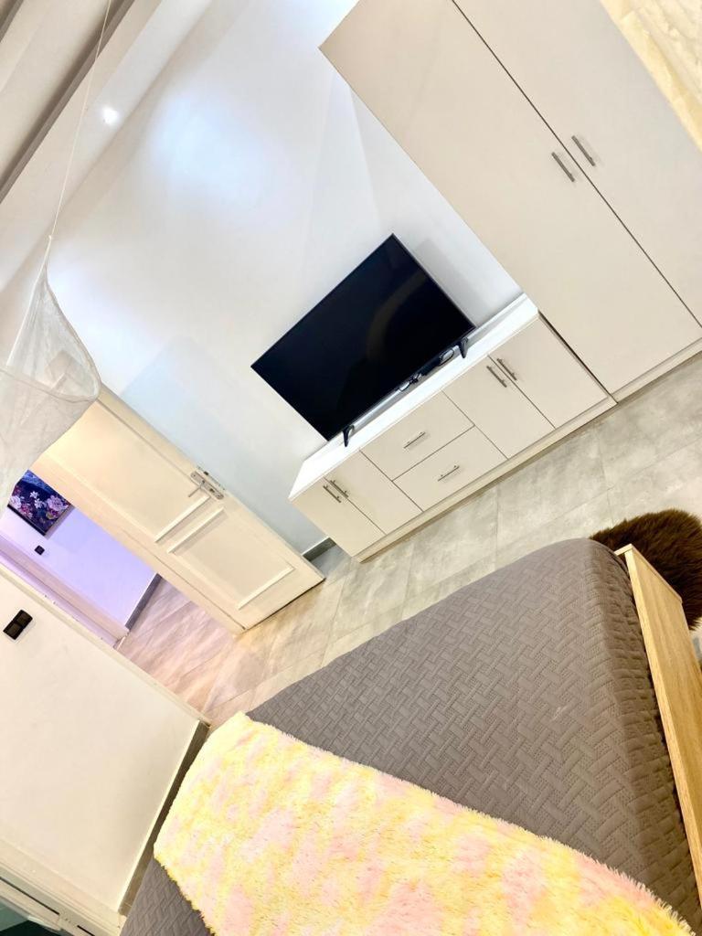 Luxury Suites Chester One Дакар Екстериор снимка