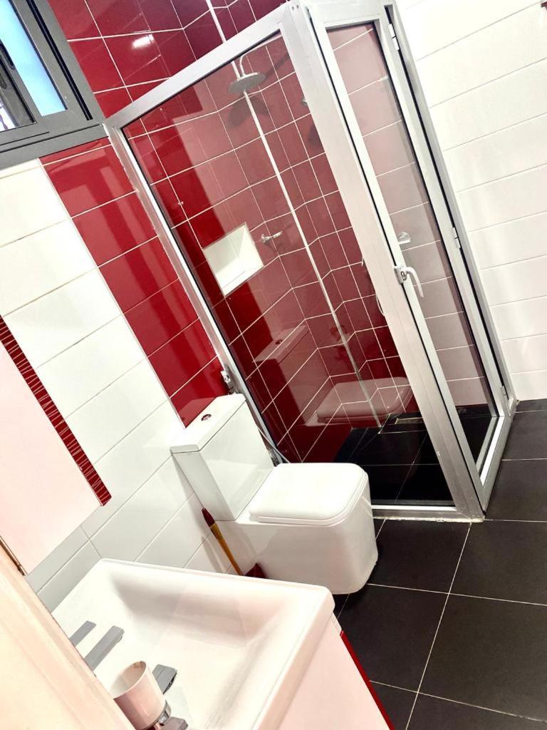 Luxury Suites Chester One Дакар Екстериор снимка