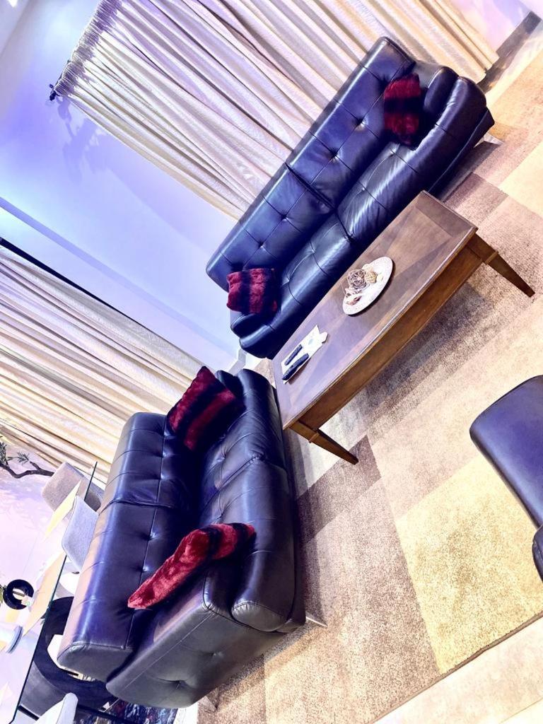 Luxury Suites Chester One Дакар Екстериор снимка